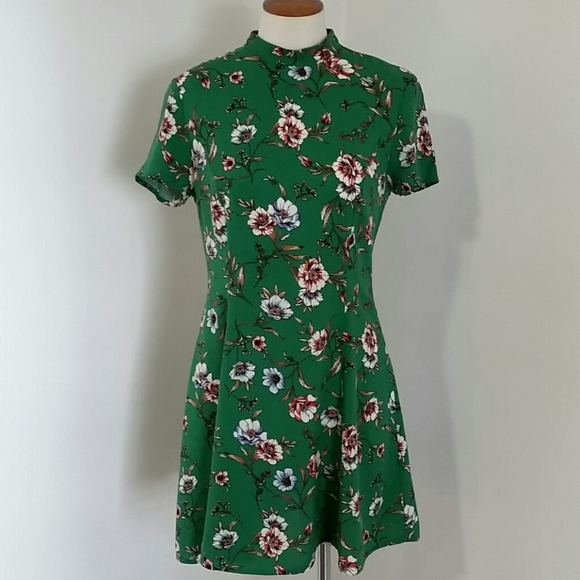 Forever 21 Floral Dress - Picture 1 of 5